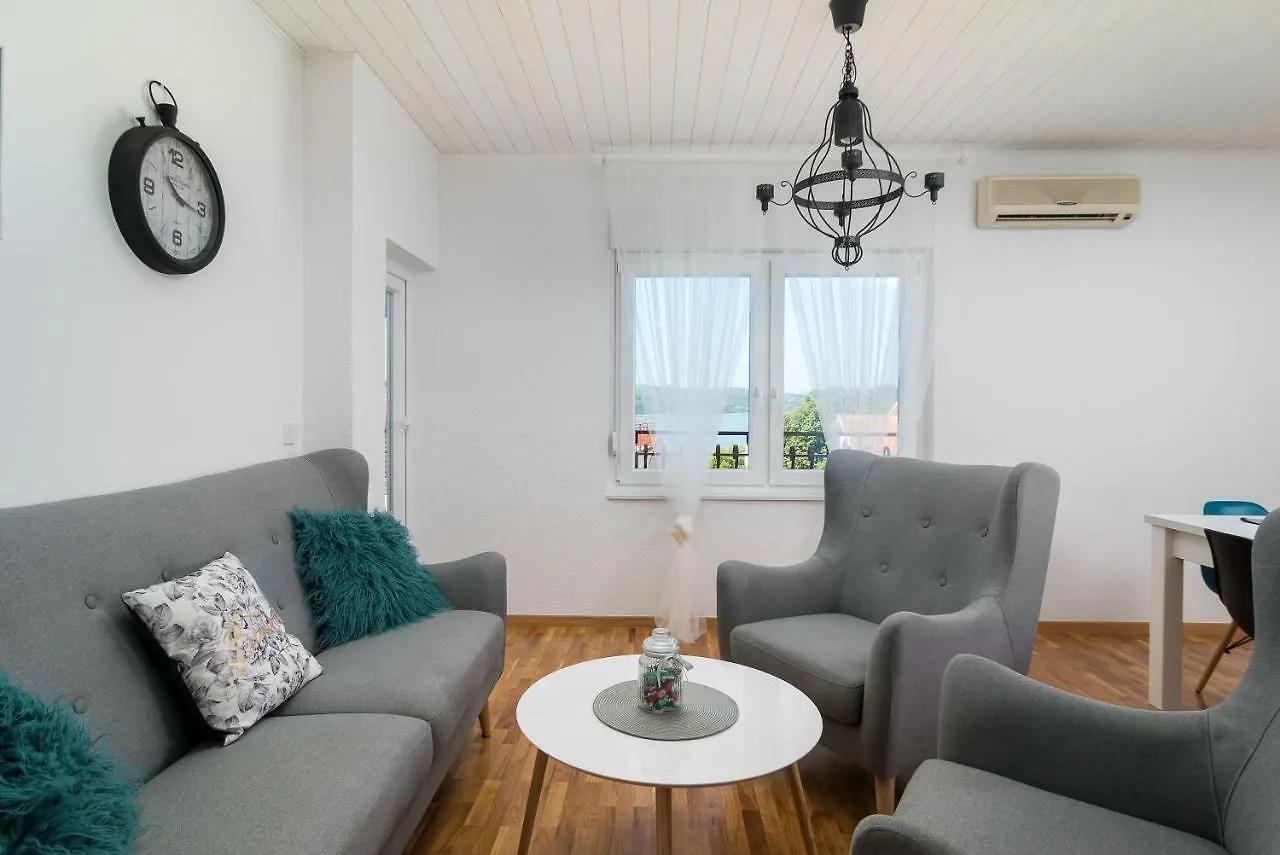 Apartman Regius White Trogir Hırvatistan