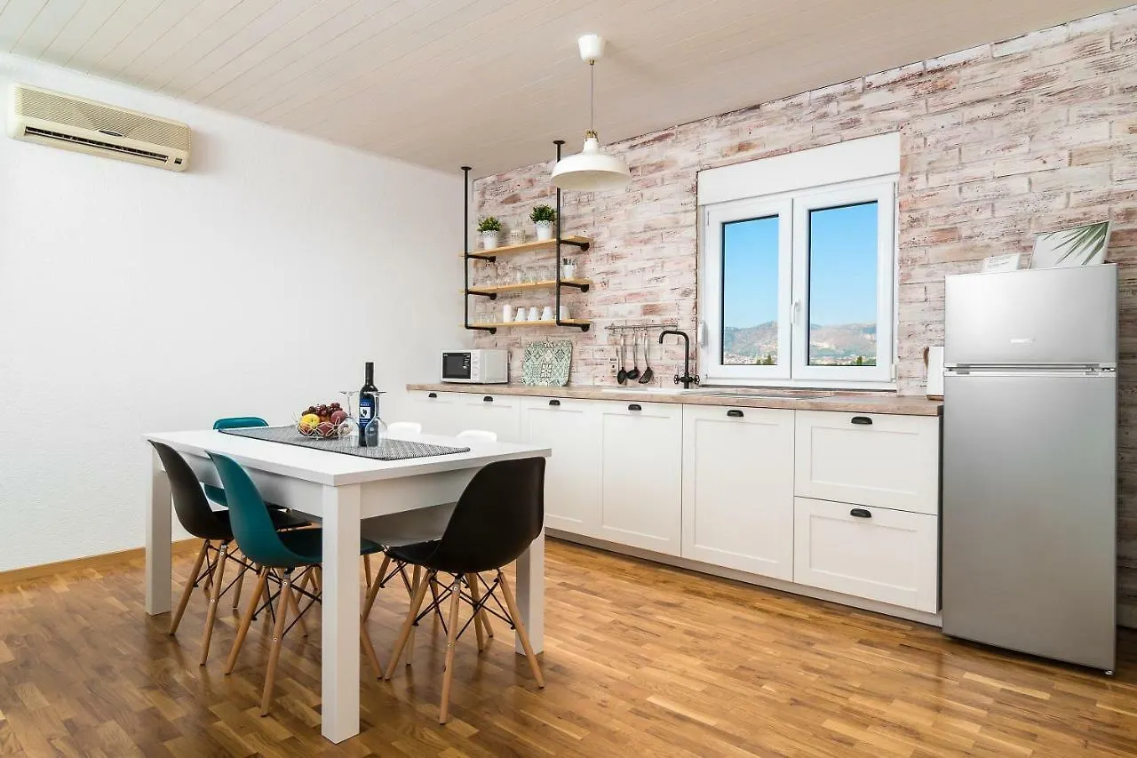 Apartman Regius White Trogir 0*,